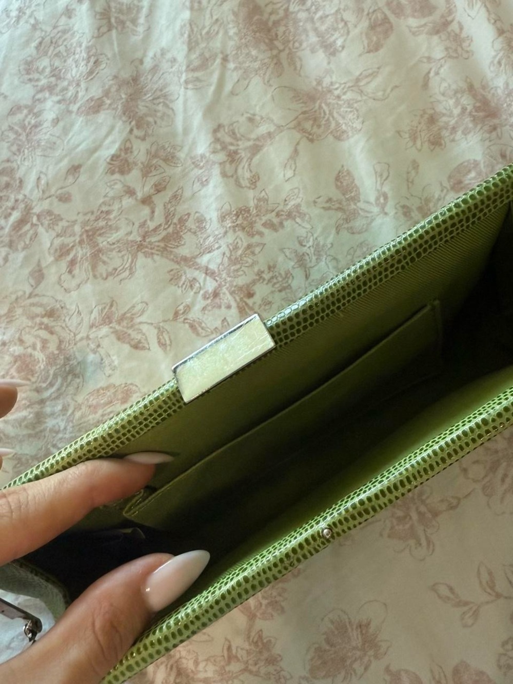 Green Textured Clutch Bag – Women's Evening Handbag - Picture 3 of 3
